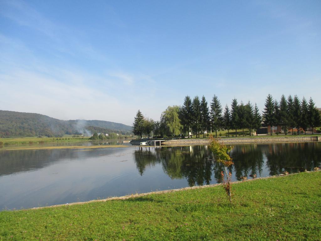 Apartment Gorska Vila Ogulin Buitenkant foto